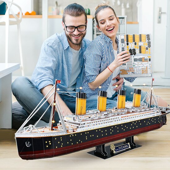 leerboek heilig Opeenvolgend 3d Puzzel Titanic LED - Speelgoed de Betuwe