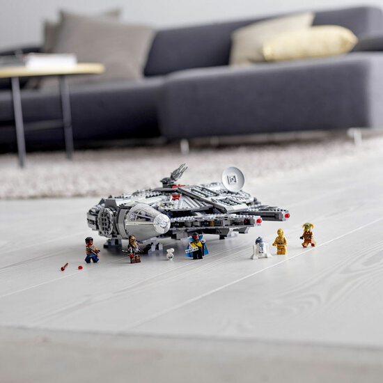 LEGO Star Wars 75257 Millennium Falcon V29