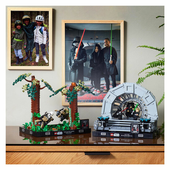 LEGO Star Wars 75352 Troonzaal van de Keizer Diorama