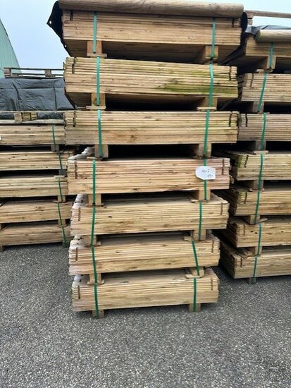 Houten Speelhuisje Louise Vergrijsd - FSC Hout - 120x120 cm