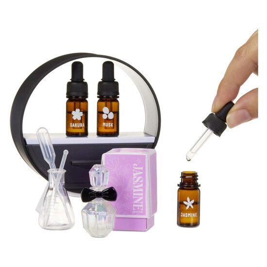 MGA's Miniverse - Make It Mini Fragrances - Mini Parfum Maken