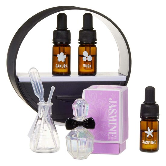 MGA's Miniverse - Make It Mini Fragrances - Mini Parfum Maken