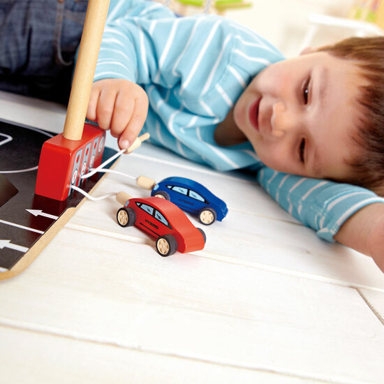 Hape Park &amp; Go Garage