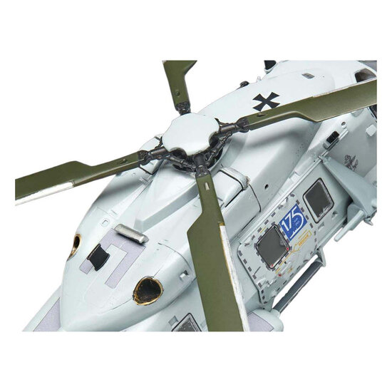 Revell Modelbouwpakket - NH90 NFH "Navy" 1:72 - Incl. Aqua Color Basiskleuren Verf