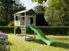Houten speelhuis Treehut met zandbak en appelgroene glijbaan - Prestige Garden