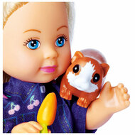 Evi Love  Mini Pop met Guinea Pigs