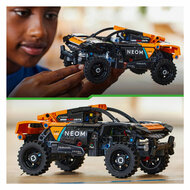 LEGO Technic 42166 Neom Mclaren Extreme E Racewagen