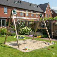 Douglashout schommel 200 cm breed met gelagerde haken en paalbescherming