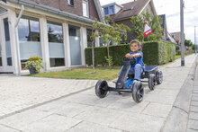 Berg Reppy Roadster skelter blauw/zwart - licht en compact