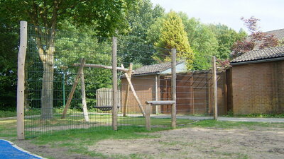 Robinia Ballenvanger dubbelstaafs gaasmat voor openbaar gebruik