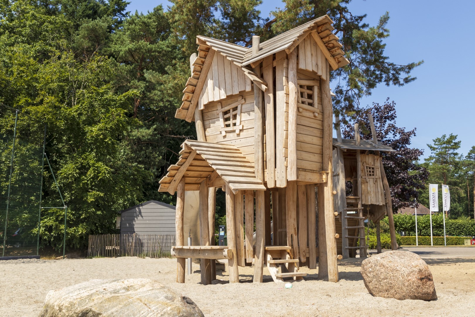 https://www.speelgoeddebetuwe.nl/Files/2/26000/26931/ProductPhotos/Source/2417538665.jpg