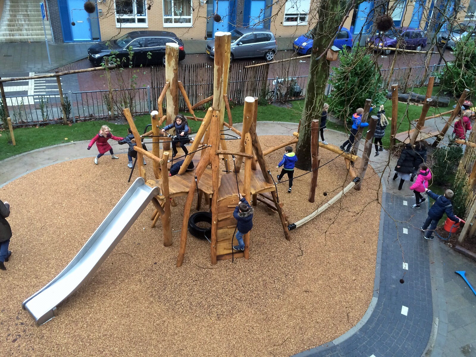https://www.speelgoeddebetuwe.nl/Files/2/26000/26931/ProductPhotos/Source/2417539109.jpg