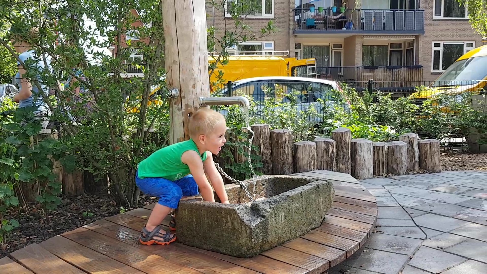 https://www.speelgoeddebetuwe.nl/Files/2/26000/26931/ProductPhotos/Source/2417539412.jpg