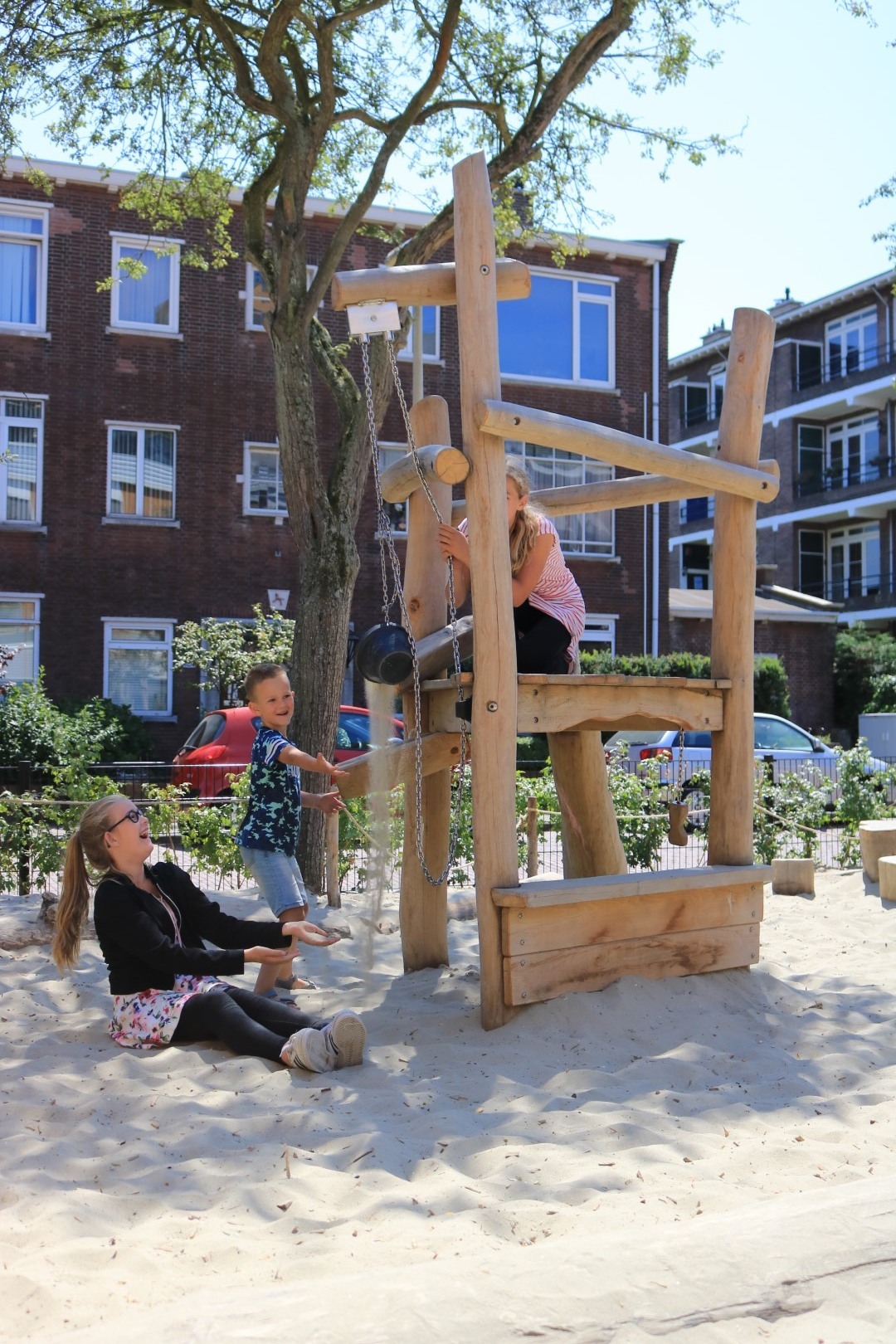 https://www.speelgoeddebetuwe.nl/Files/2/26000/26931/ProductPhotos/Source/2417539553.jpg